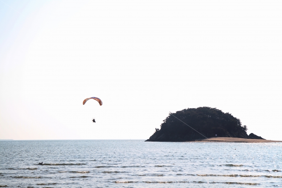 바다풍경,바다,파도,섬,자연,감성,자연,풍경,nature,landscape,한국자연풍경,한국자연경관,korea nature landscape,사람,인물,인간,human,person,스포츠,레저,운동,sports,leisure,exercise,adventure,모험,leisure activities,레저 활동,gliding,활공,outdoors,옥외,water,물,ocean,대양,sea