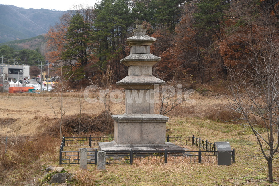 삼층석탑,기성동,팔공산,보물,문화재,기념물,석조건물,outdoor,탑