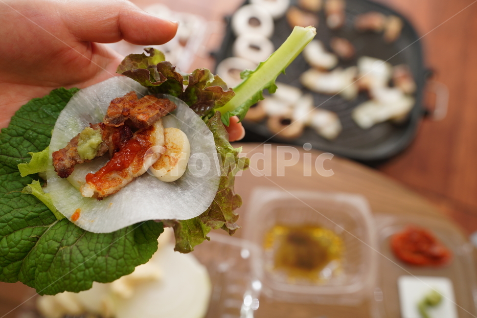 쌈,고기,야채,음식,식사,술안주,먹거리,무쌈,채소,삼겹살,음식,식재료,요리,food,cook,meal,dishes,food reserves,한식,한국음식,한국요리,korean food,korean dishes,korean meal,korean cook