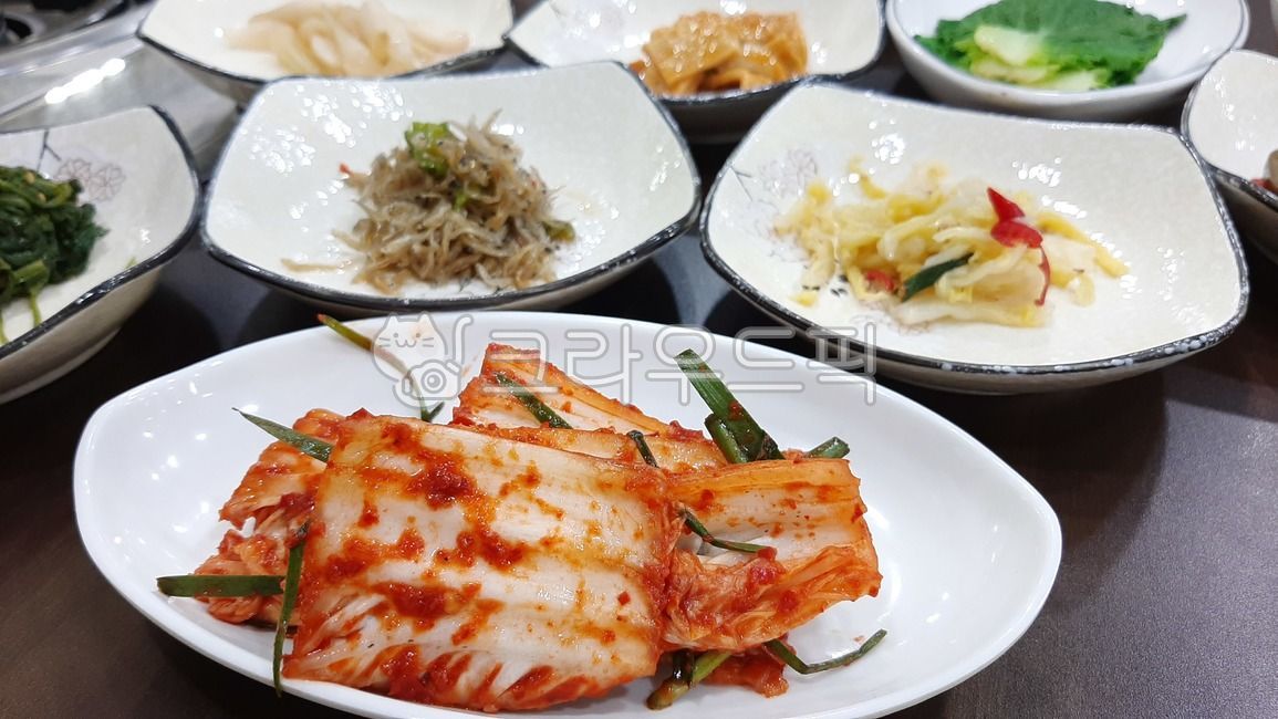 밑반찬,반찬,나물반찬,겉절이,배추김치,멸치볶음
