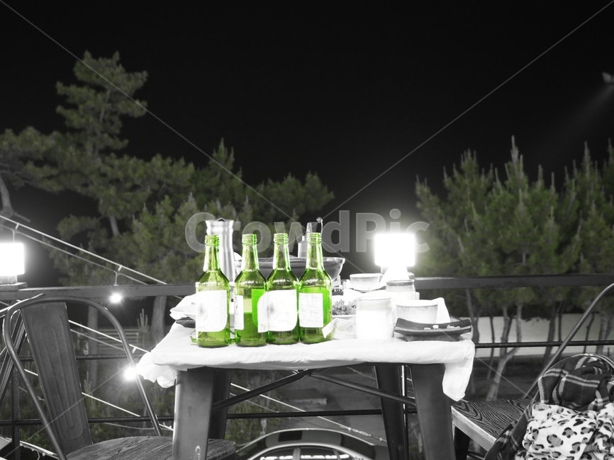 녹색,병,의자,테이블,전등