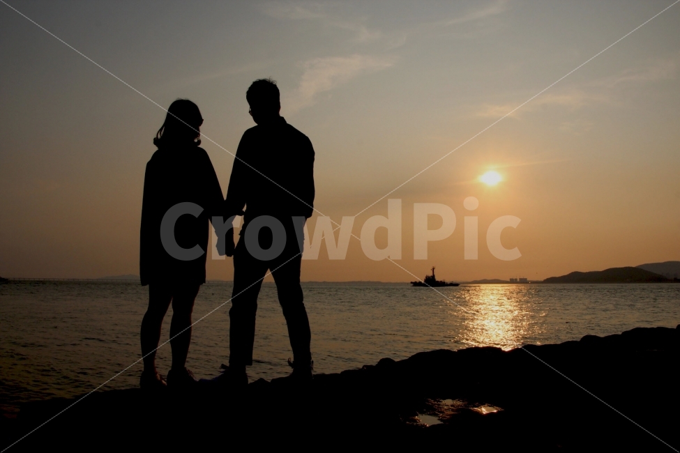 연인,실루엣샷,노을,바다,석양,해변,바다,beach,sea,사람,인물,인간,human,person,연인,커플,사랑,lover,couple,인물실루엣,사람실루엣,character silhouette,human silhouette