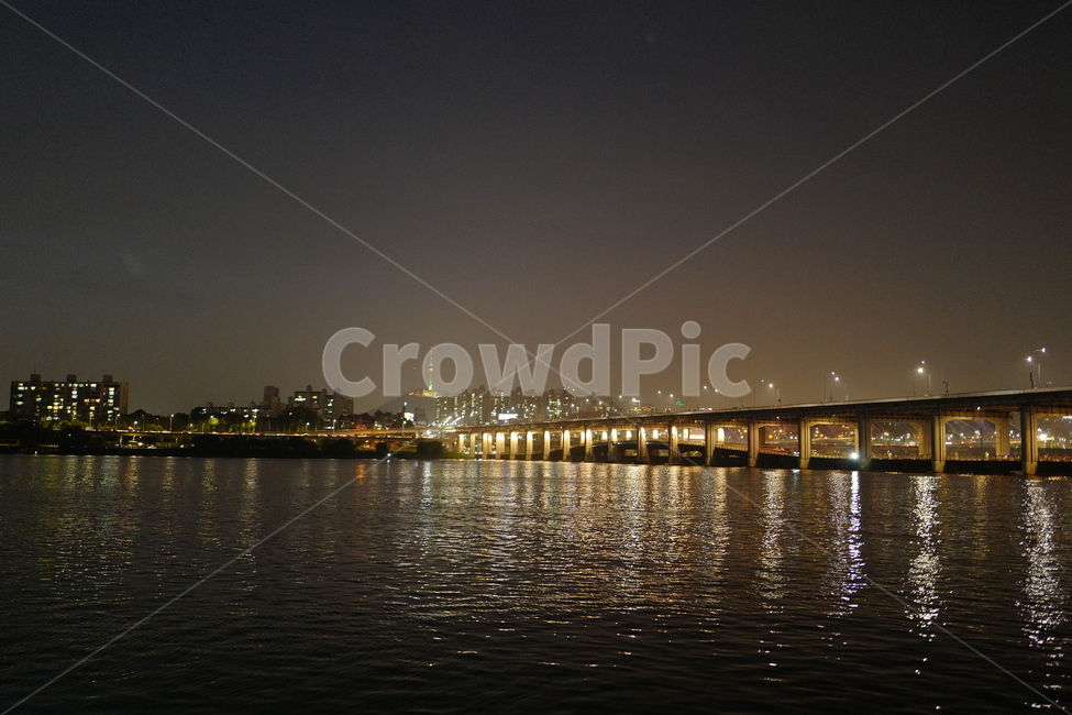 야경,조명,불빛,한강,다리,서울,남산타워,ntower,seoul,nightview,lights,river,반포대교,잠수교,야경,밤,풍경,nightscape,night,landscape,도시,city,water,물,waterfront,워터 프론트,port,포트,pier,교각
