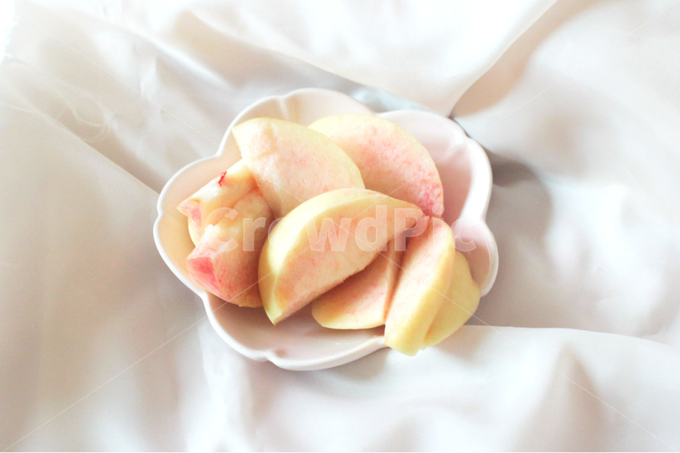 자연,감성사진,과일,복숭아,음식,요리,색감,pink,peach,분홍,연노랑,음식,식재료,요리,food,cook,meal,dishes,food reserves,과일,열매,fruit