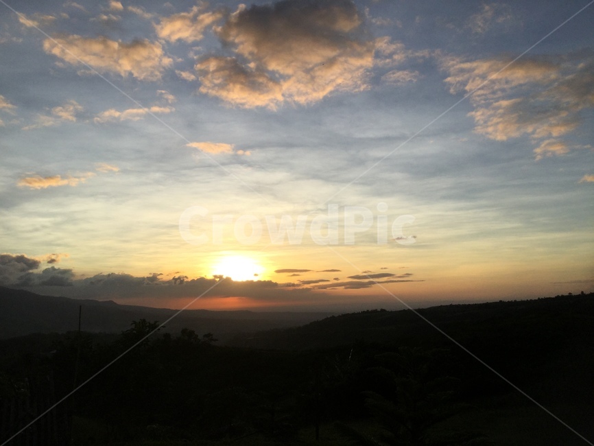 nature,자연,outdoors,옥외,sky,하늘,dawn,새벽,redsky,붉은하늘,sunset,일몰,dusk,황혼