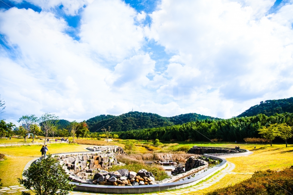 태화루대공원,울산,맑은하늘,자연,공원,태화루,자연,풍경,nature,landscape,한국자연풍경,한국자연경관,korea nature landscape,human,인간,person,사람,outdoors,옥외