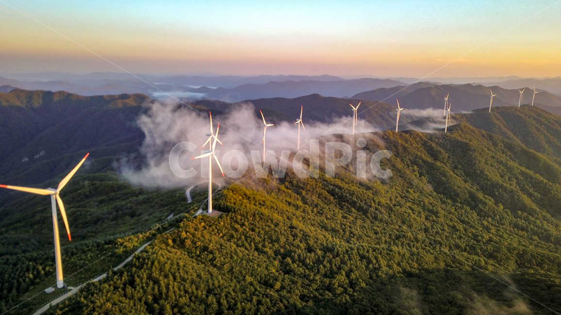 태기산,풍력발전소,운구,산정산,산꼭대기,풍차,자연,풍경,nature,landscape,한국자연풍경,한국자연경관,korea nature landscape,산업,industry,industrial,에너지산업,energy industry,engine,엔진,motor,모터,machine,기계