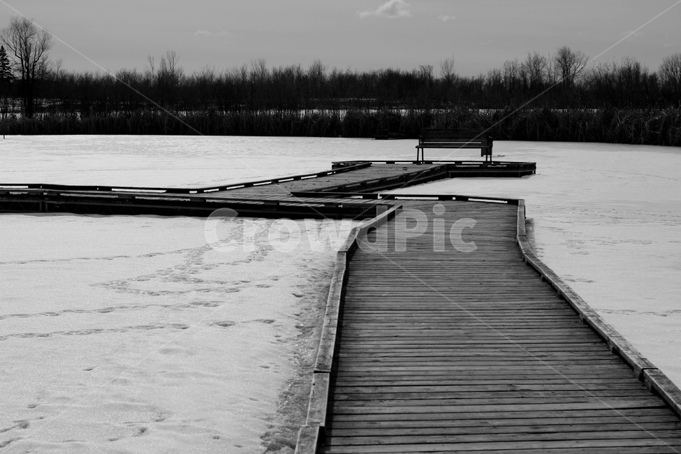 water,물,waterfront,워터프론트,pier,교각,port,포트,dock,독,겨울,계절,winter,season,흑백,모노톤,monochrome,black and white