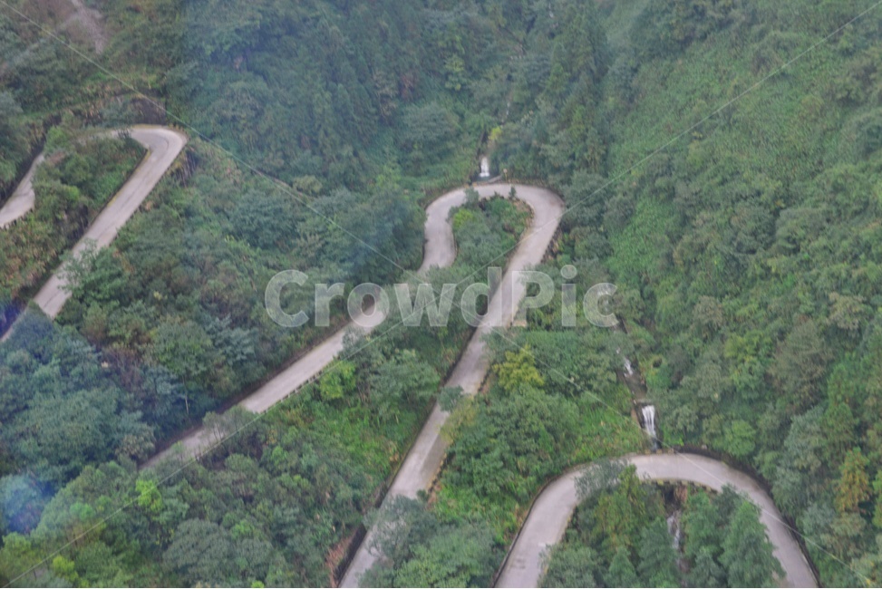 nature,자연,landscape,경치,outdoors,옥외,scenery,풍경,road,도로,walkway,보도,path,통로,mountain,산,중국,장가계,대협곡,천문산,구불구불길