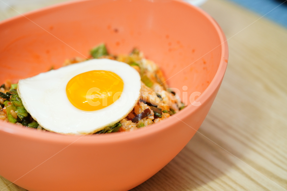 비빔밥,계란후라이,계란,에그,egg,한식,집밥,식사,그릇,먹거리,밥,음식,푸드