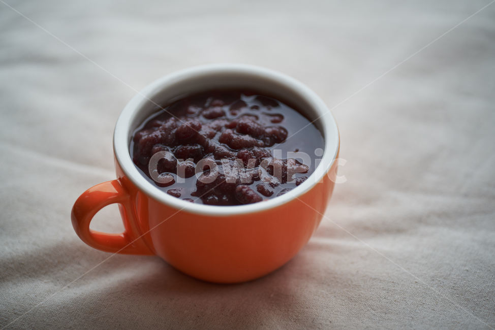 팥빙수,팥,팥음료,컵,잔,주황컵,주황잔