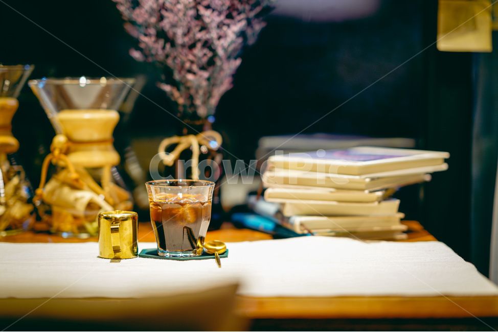 cup,컵,coffeecup,커피컵,아인슈페너,커피,감성사진,카페,cafe,콜드브루,clodbrew,유리컵,glass,유리