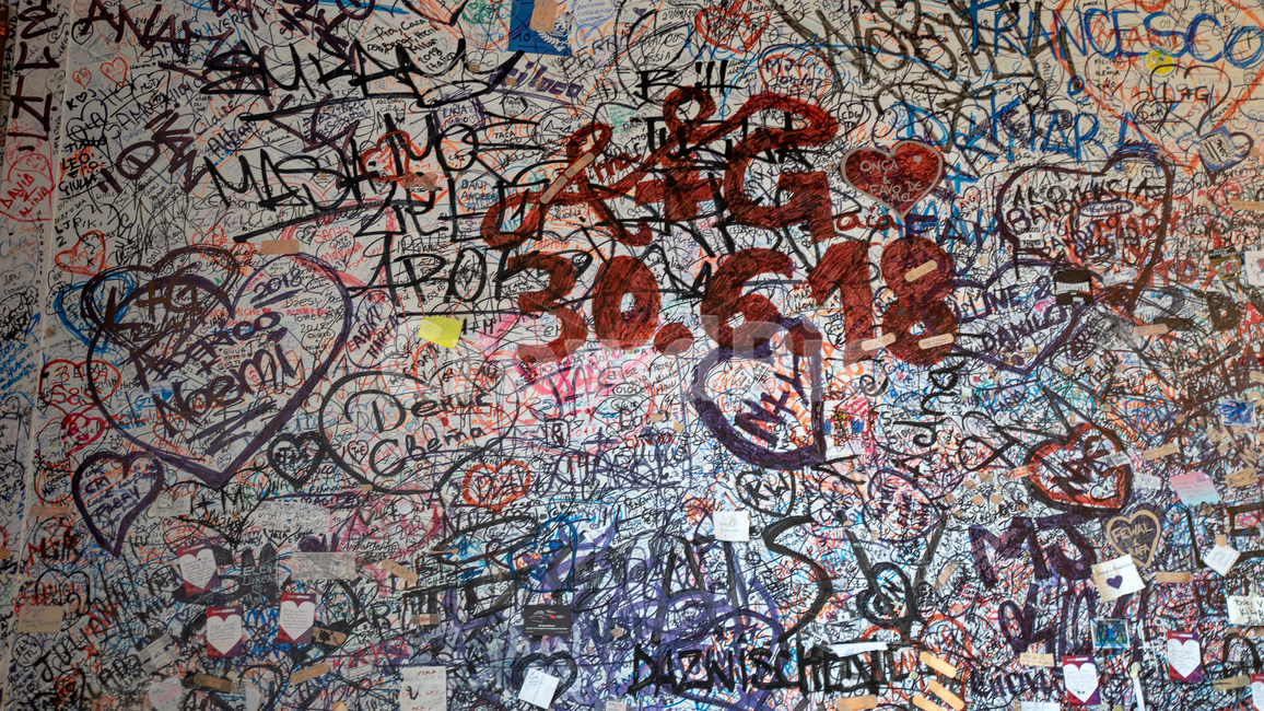 베로나,줄리엣의집,verona,낙서,껌,그래피티,흔적,이탈리아,이태리,italia,italy