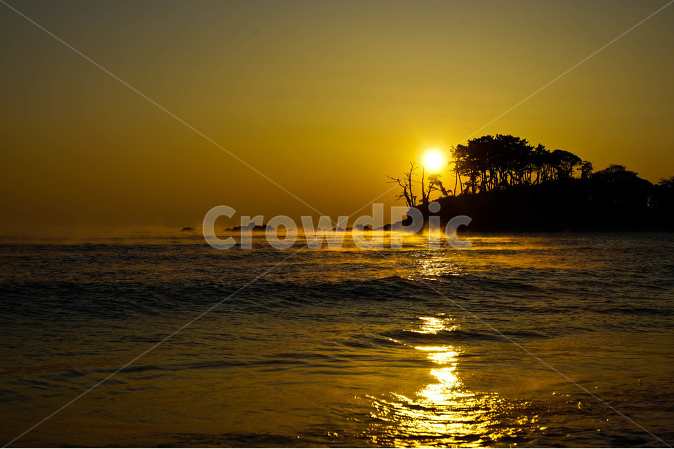 일출,해돋이,여명,바다,동해,풍경,새벽빛,태양,자연,풍경,nature,landscape,한국자연풍경,한국자연경관,korea nature landscape,outdoors,옥외,sunlight,햇빛,red sky,붉은 하늘,dawn,새벽,dusk,황혼,sunset,일몰,sky,하늘
