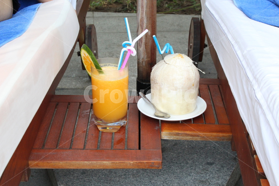 오렌지주스,코코넛,코코넛주스,시원한음료,여름,휴가,휴식,음료수,drink,beverage