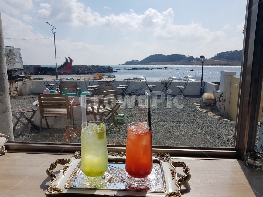 청포도에이드,자몽에이드,커피숍,분위기좋은,바다,음료수,drink,beverage