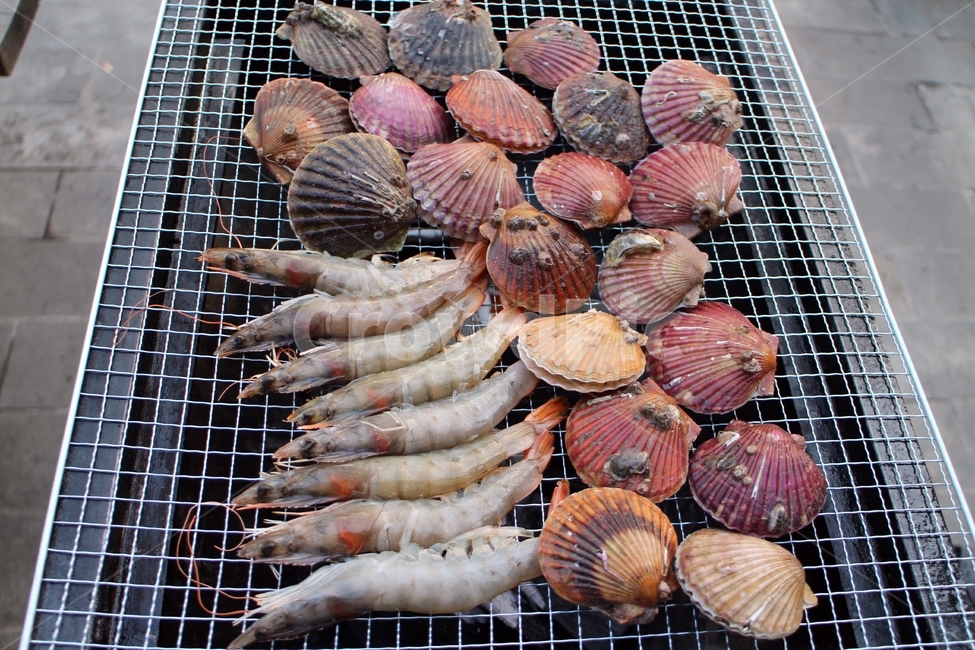 바베큐,숯,해산물,새우구이,조개구이,가리비,여행,펜션,저녁,음식,식재료,요리,food,cook,meal,dishes,food reserves,수산물,해산물,fishery products,seafood
