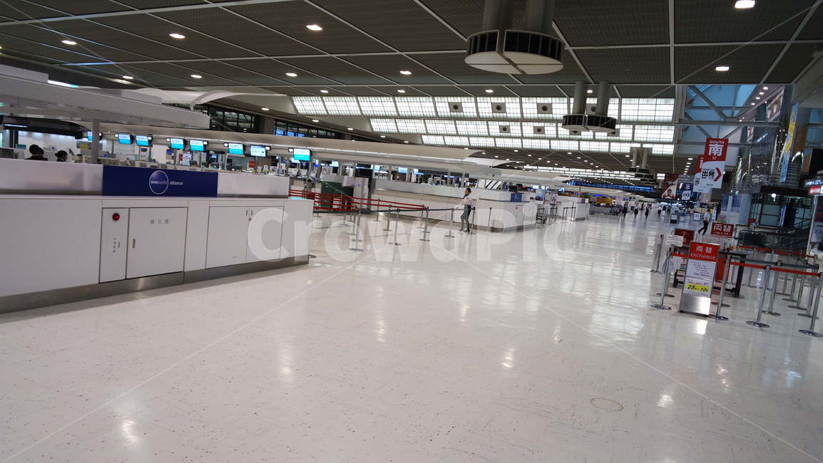 해외여행,공항,공항카운터,일본공항,하네다공항,텅빈,사람이없는,인적이드문,비수기,공항비수기