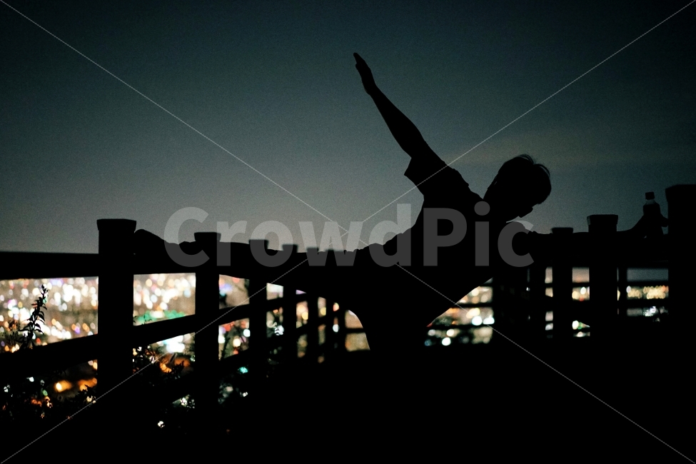 자연풍경,감성사진,도시풍경,사물,야경,여름,색감,일상,야경,밤,풍경,nightscape,night,landscape,사람,인물,인간,human,person,감정표현,기분,feeling,emotion,인물실루엣,사람실루엣,character silhouette,human silhouette,감성,sensible,연출,컨셉,콘셉,direction,concept,silhouette,실루엣