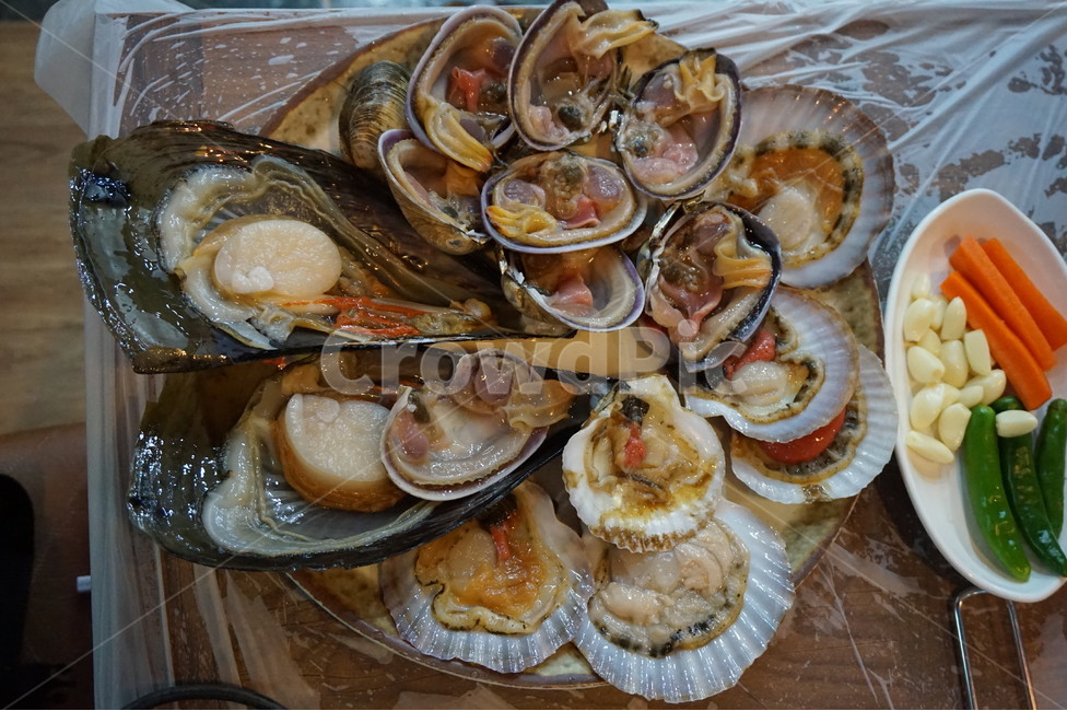 조개,가리비,조개구이,조개모듬,음식,요리,신선하다,해산물,수산물,씨푸드,food,cook,외식,회식,어패류,식사,숯불,여름,한여름,불,seafood,해물모듬,모듬해물,해물,술안주,그릴,캠핑,지글지글,보글보글,키조개,완자,청사포,모듬조개,음식,식재료,요리,food,cook,meal,dishes,food reserves,수산물,해산물,fishery products,seafood