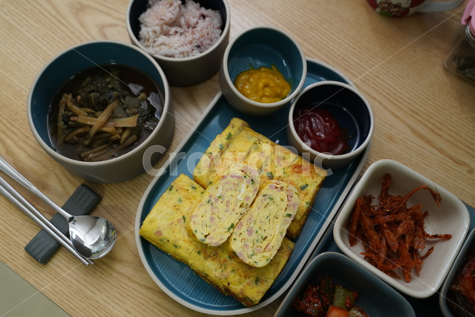 계란,계란말이,반찬,집밥,요리,정성,한식,음식,푸드,먹거리,그릇,색감,컬러,영양,food,egg,수저,젓가락,음식,식재료,요리,food,cook,meal,dishes,food reserves