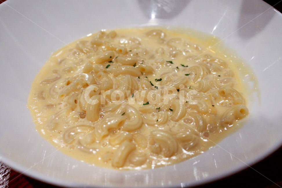 마카로니,맥앤치즈,치즈,식사,간식,휴식,서양식,baked,quick,classic,macandcheese,edible,easy,soft,yummy,appetizer,comfortfood,dinner,closeup,cheesy,noodle,american,prepared,kids,children,parmesan,cheddar,dairy,macaroni,cream,pasta,creamy,cheese,background,bowl,breakfast,cooked,cuisine,delicious,dish,food,fresh,gourmet,healthy,homemade,hot,lunch,meal,plate,snack,sweet,tasty,traditional,white,yellow,조리,음식,식재료,요리,food,cook,meal,dishes,food reserves,양식,서양음식,서양요리,western food,western dishes,western meal,western cook