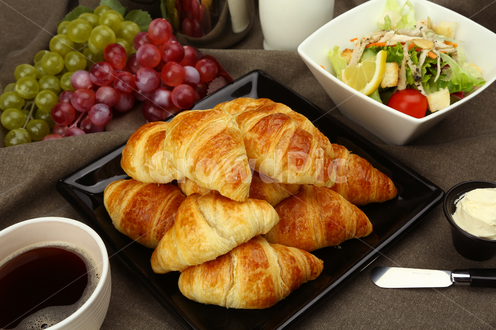 빵,크로와상,베이킹,식품,음식,식사,아침식사,샌드위치,bread,croissant,baking,food,meal,breakfast,sandwich,음식,식재료,요리,food,cook,meal,dishes,food reserves,빵,bread,디저트,간식,후식,dessert,snack,연출,컨셉,콘셉,direction,concept