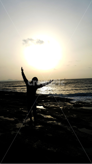 변산반도,해변,풍경,일몰,낙조,사람,인물,인간,human,person,인물실루엣,사람실루엣,character silhouette,human silhouette,여행,휴가,traveling,vacation,trip,light,빛,flare,플레어,sunlight,햇빛,leisure activities,레저 활동,adventure,모험,outdoors,옥외,nature,자연
