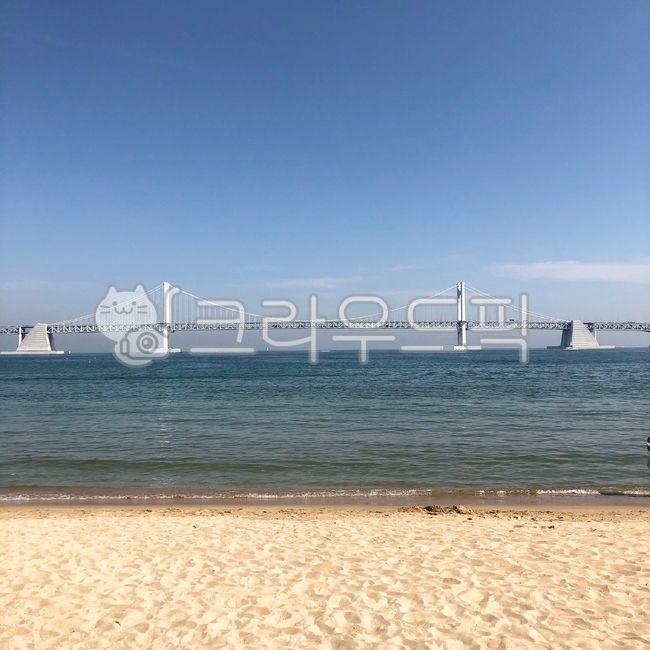 부산,바다,광안리,광안대교,겨울바다,겨울,해변,바닷가,계절,자연,풍경,sea,korea,busan,beach,감성,배경,바다배경,배경화면,한국명소,한국관광명소,부산바다,한국자연경관,nature,korealandmark,landmark,feeling,sensible,water,ocean,landscape,koreanaturelandscape,한국관광지,중심지,도시,city,다리,bridge,워터프론트,waterfront,outdoors,옥외,하늘,sky,수평선