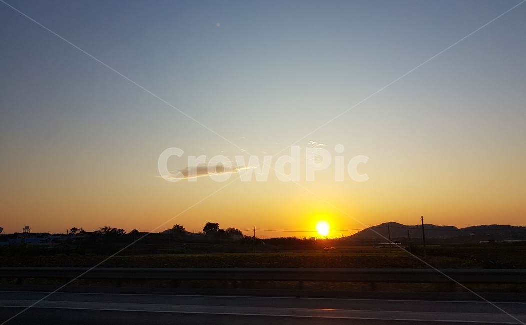 자연,sunlight,햇빛,sky,일몰,붉은하늘,황혼,dawn