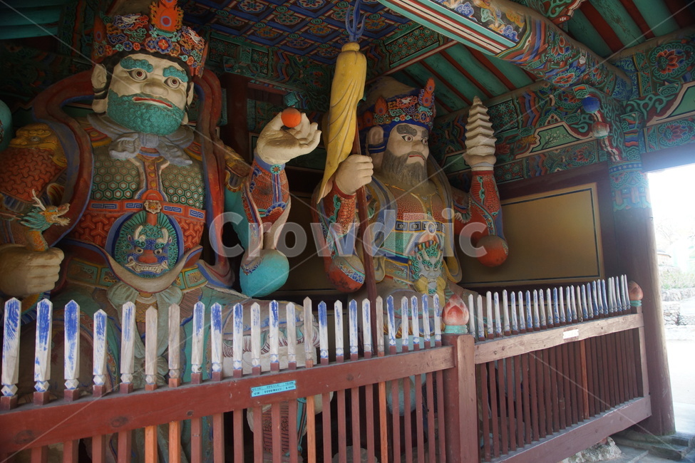 temple,사찰,천왕문,사천왕,thetemplegatededicatedtothefourdevas,thefourdevas,thebigfour,기림사,절,kirimsa
