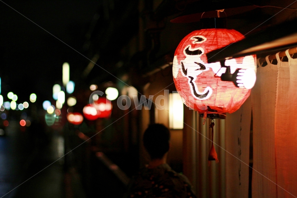 일본,교토,기온거리,등불,밤거리,아웃포커싱,야경,걷기,길거리,japan,kyoto,감성,nightstreet,조명,건축물,집,야경,밤,풍경,nightscape,night,landscape,해외,외국,세계,foreign,oversea,world,감성,sensible,feeling