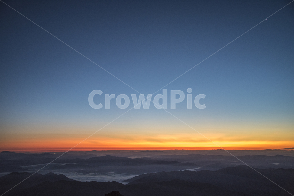 밤하늘,풍경,일출,산,자연,자연,풍경,nature,landscape,outdoors,옥외,sky,하늘,dawn,새벽,red sky,붉은 하늘,dusk,황혼,sunset,일몰
