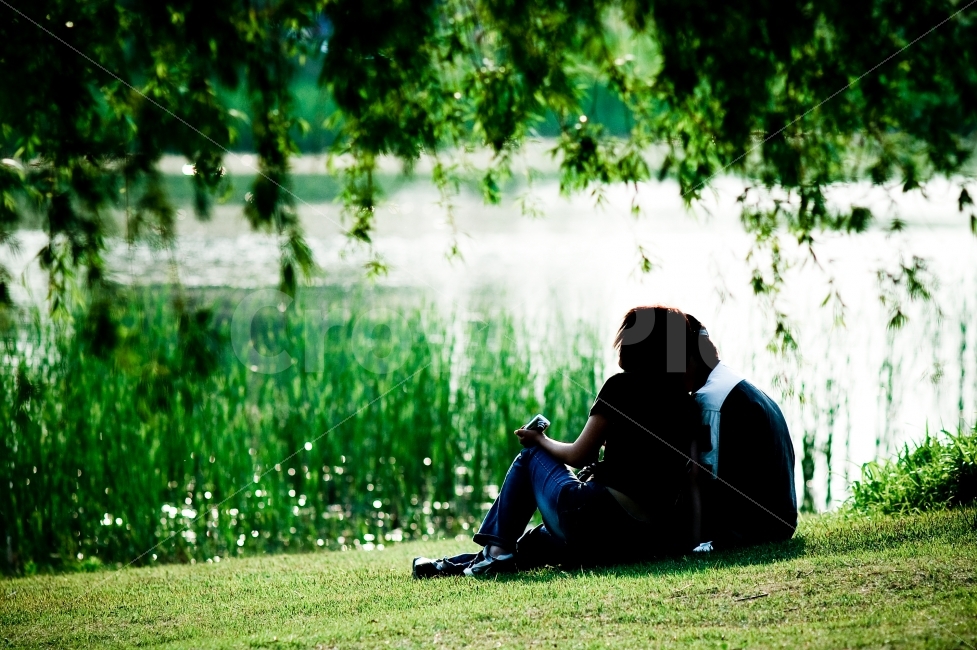 연인,호숫가,휴식,나들이,사랑,자연,풍경,nature,landscape,휴식,힐링,rest,relaxation,healing,사람,인물,인간,human,person,감정표현,기분,feeling,emotion,연인,커플,사랑,lover,couple,grass,잔디,plant,식물,vegetation,초목