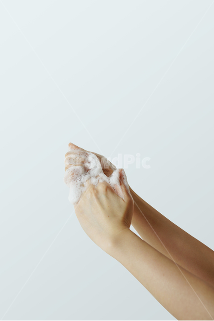손,손소독,손씻기,공중보건,위생,비누거품,거품,비누,청결,누끼,보건,의료,헬스케어,건강,감염,핸드워시,손청결,hand,wash,bubble,human,health,medical,clean,사람,인물,인간,human,person,신체일부,몸,body