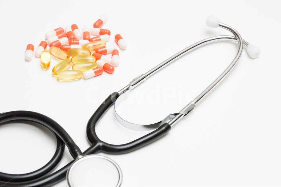 청진기,알약,약,의료기구,의료,누끼,치료,병원,건강관리,의학,건강,과학,컨셉,보건,장비,캡슐,오메가3,건강,헬스웨어,헬스케어,healthware,health care,의료,의학,병원,medical,hospital,clinic,사물,물건,오브젝트,thing,object,matter,연출,컨셉,콘셉,direction,concept,누끼,remove background