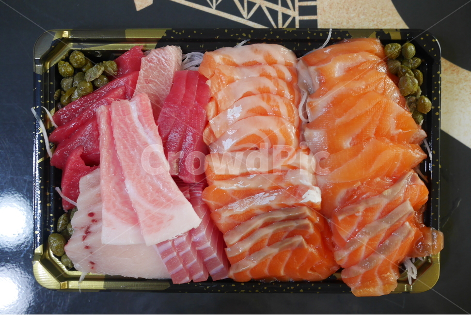 참치,참치회,연어,연어회,포장음식,회포장,회도시락,생선,생선회,테이크아웃,포장,음식,식재료,요리,food,cook,meal,dishes,food reserves,수산물,해산물,fishery products,seafood,일식,일본음식,일본요리,Japanese food,Japanese dishes,Japanese meal,Japanese cook