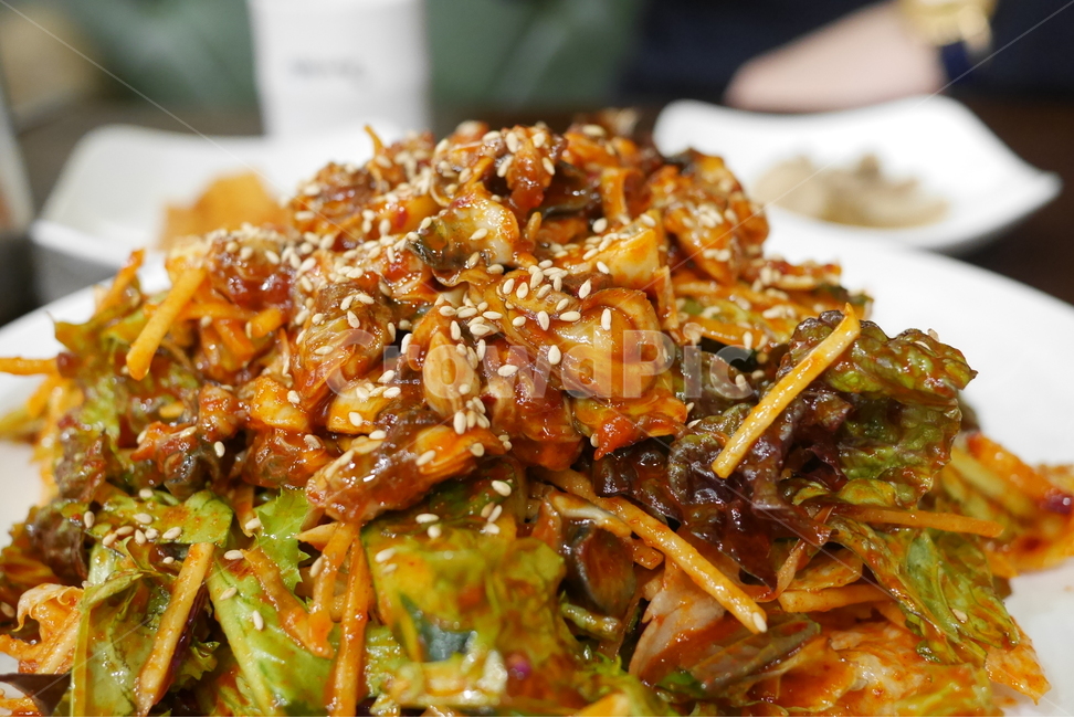 꼬막,꼬막요리,꼬막무침,한식,한식당,한식메뉴,식당메뉴,맛집,외식,외식메뉴,식당,요리,음식,음식,식재료,요리,food,cook,meal,dishes,food reserves,수산물,해산물,fishery products,seafood,한식,한국음식,한국요리,korean food,korean dishes,korean meal,korean cook
