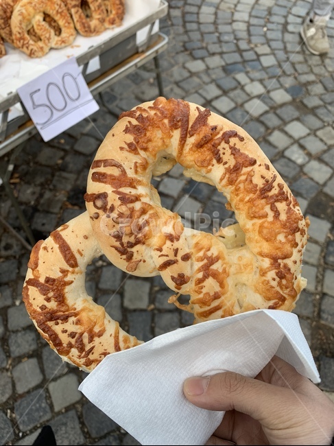 프리첼,빵,음식,거리,치즈,음식,식재료,요리,food,cook,meal,dishes,food reserves,빵,bread