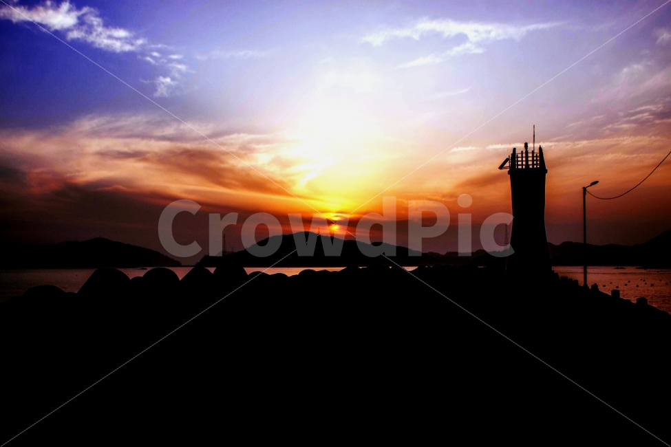 해,태양,햇빛,일몰,하늘,항구,등대,바다,구름,자연,자연사진,풍경,풍경사진,sun,sunlight,sunset,sky,cloud,nature,naturephoto,naturephotography,landscape,lighthouse,port,등대,lighthouse