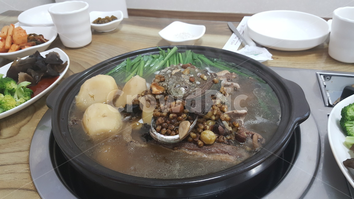오리,오리백숙,한방오리,요리,음식