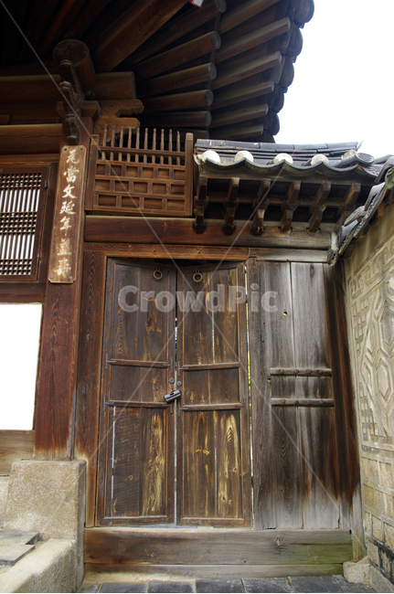 창덕궁,고궁,낙선재,건축,전통건축,traditional,전통,기와지붕,문,한국전통,한국문화,korean traditional,korean culture,건축물,건물외관,exterior,building,structure,architecture,construction