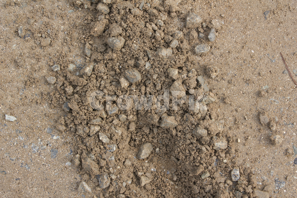 dug up,line,draw a line,soil,top angle,farmland,earths surface,rock,drawing,floor,tower,close up,top view,surface,nature,texture,digging,brown,stone,sand,sandy bottom,dirt floor,dug,earth,ground,mark