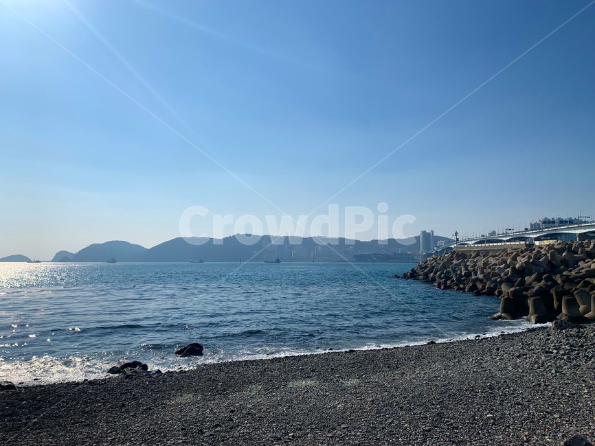 바다,방파제,하늘,sea,sky,blue,자연,풍경,nature,landscape,promontory,곶,outdoors,옥외,ocean,대양,water,물,gravel,자갈,road,도로,dirt road,흙길