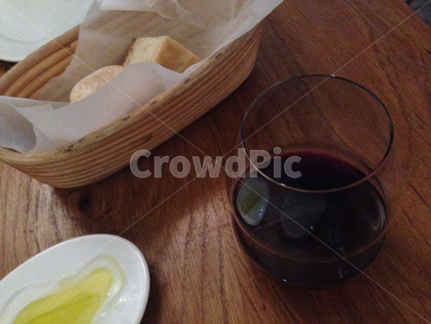 식전빵,서양음식,서양식,브레드,빵,빵지순례,부런치,와인,바,bar,디너,식사,케이블,세팅,테이블세팅,레스토랑,음식,식재료,요리,food,cook,meal,dishes,food reserves,빵,bread