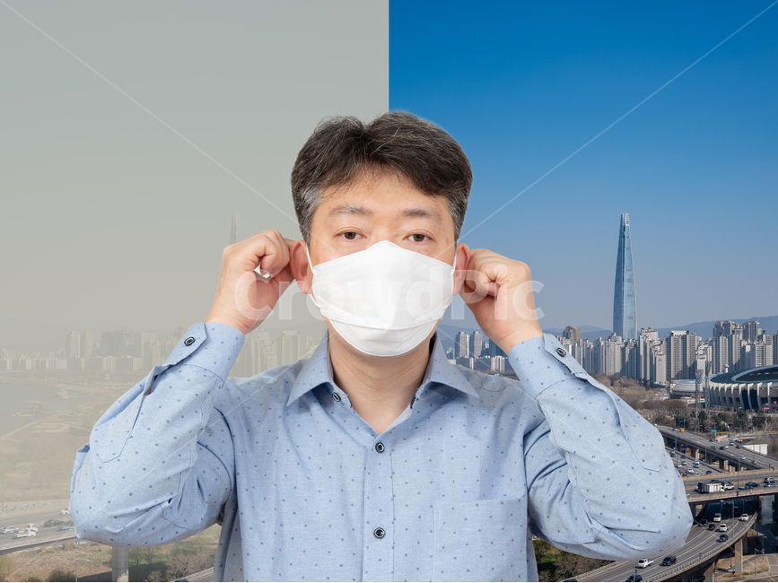 미세먼지,먼지,환경오염,공기,대기질,미세,건강,도시,고통,실외,환경,초미세먼지,오염,사회문제,대기,대기오염,질병,온난화,지구온난화,기상이변,지구,남성,남자,1인,마스크,kf94,4050대,중년,한국인,중국인,일본인,아시아인,황사,N95,도시,풍경,city,landscape,한국도시풍경,한국도시경관,korea cityscape,사람,인물,인간,human,person,남성,남자,man,male,건강,헬스웨어,헬스케어,healthware,health care,연출,컨셉,콘셉,direction,concept,high rise,고층 건물,시티,town,building,건물,urban,어반