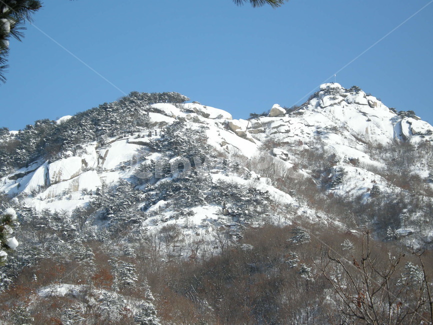 불암산,겨울,눈,폭설,정상,태극기,하늘,snow,mountain,climbing,산,nature,자연,outdoors,옥외,mountain range,산맥