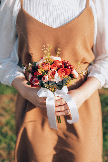 꽃,flower,인간,부케,여자친구,꽃,flower,사람,인물,인간,human,person,결혼,혼례,웨딩,wedding,marriage,marry,기념일,축하,anniversary,congratulation,celebrate,celebration,감성,sensible,feeling