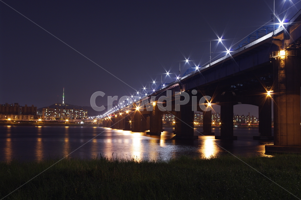 서울,한강,대교,야경,풍경,빛,조명,다리,야경,밤,풍경,nightscape,night,landscape,도시,city,한국도시풍경,한국도시경관,korea cityscape,building,건물,bridge