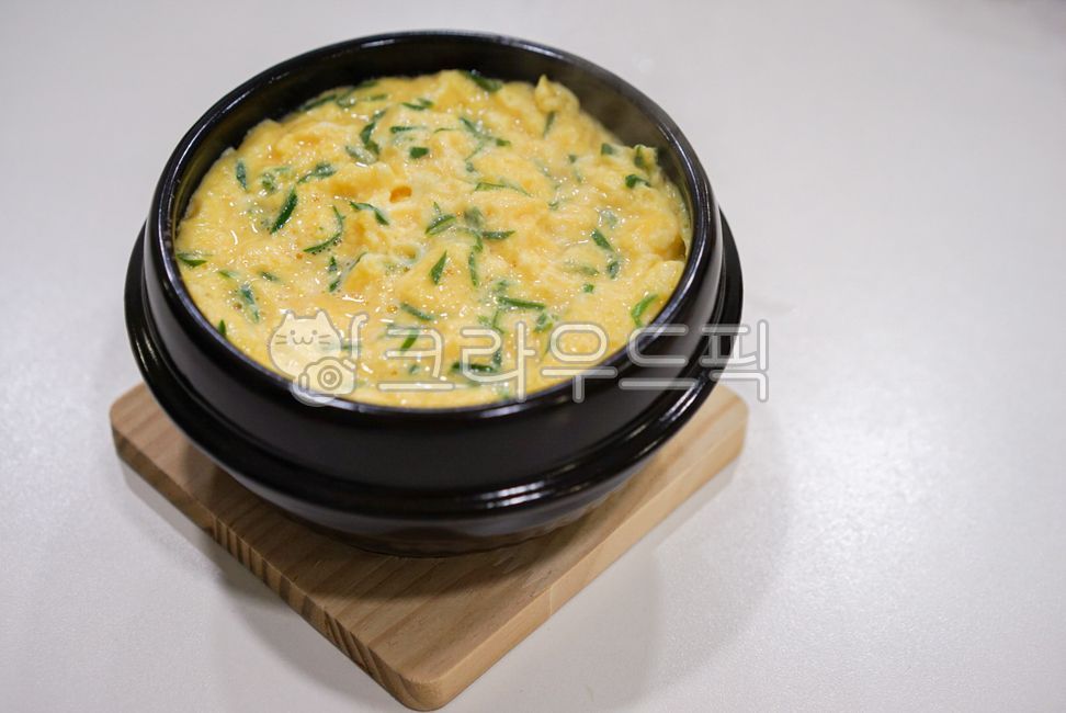 egg dishes,earthen pot,Korean,cooking,Egg custard,food